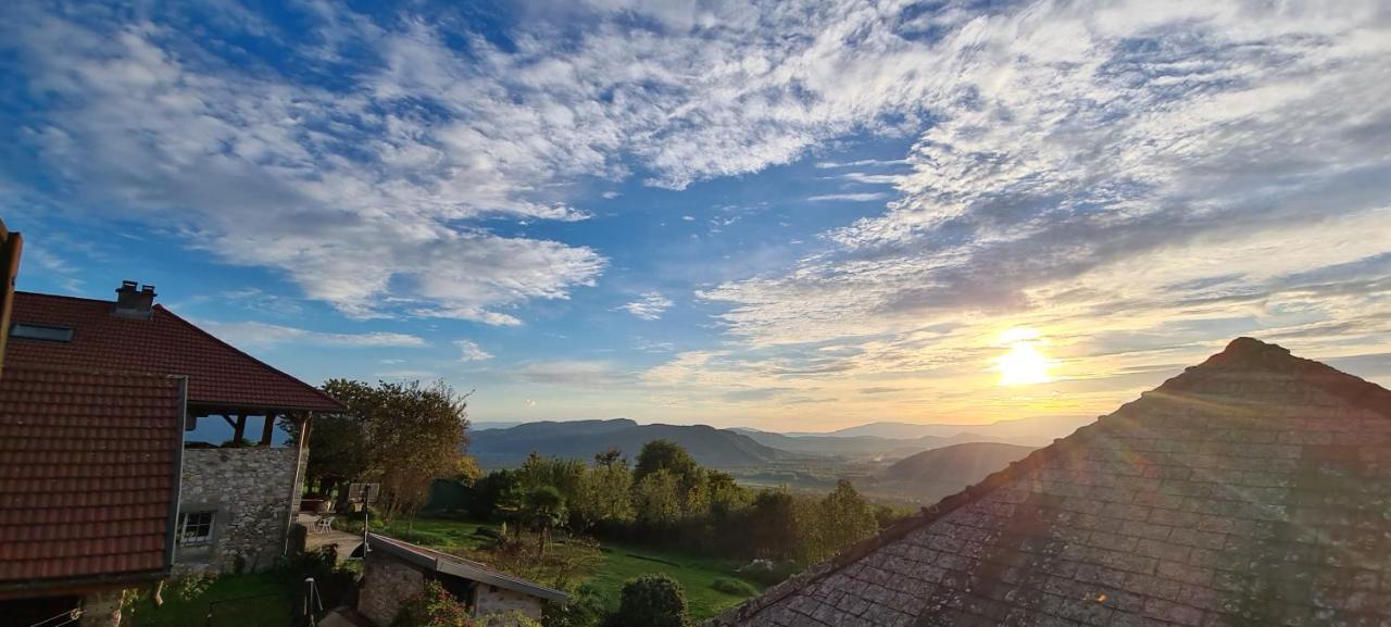 Gite La Montagnette Ruffieux Eksteriør billede